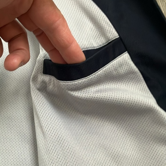 ROAMERS & SEEKERS - Picture 10 of 16